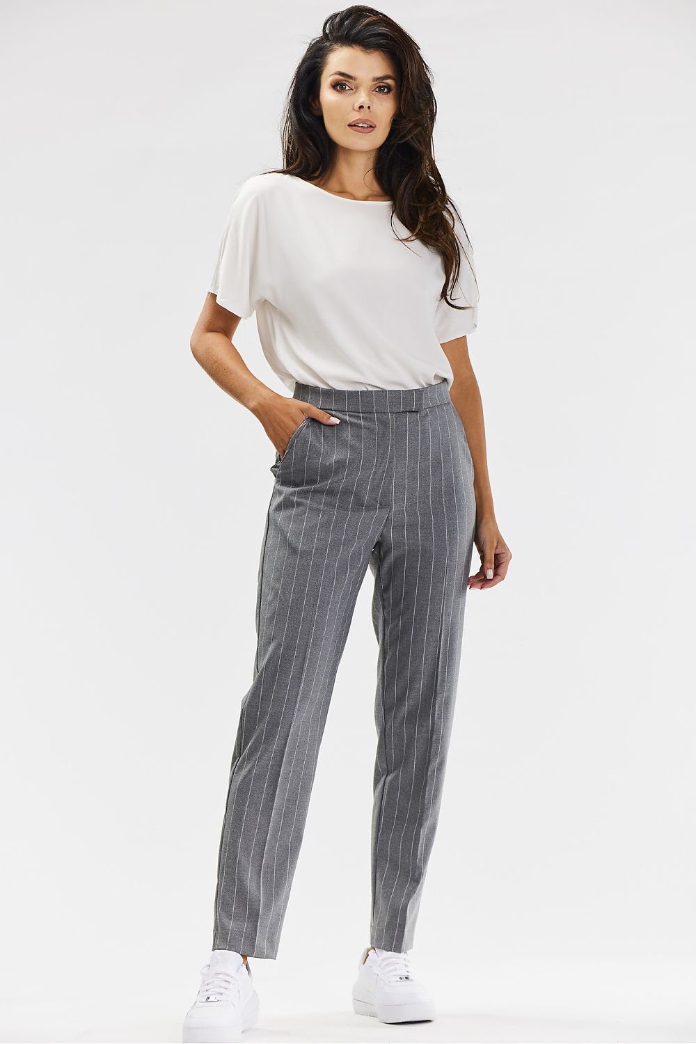 Women trousers model 200562